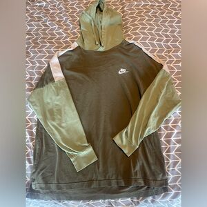 Nike Colorblock Hooded Sweatshirt